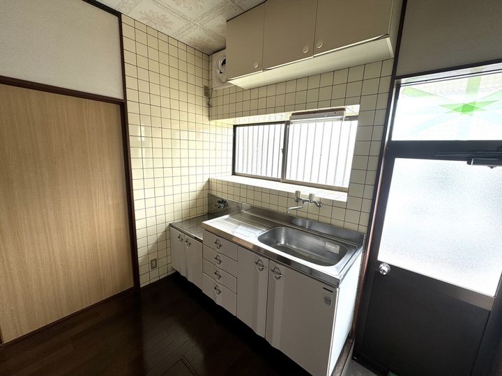鹿児島県鹿屋市寿5丁目(一戸建)の賃貸物件のキッチン