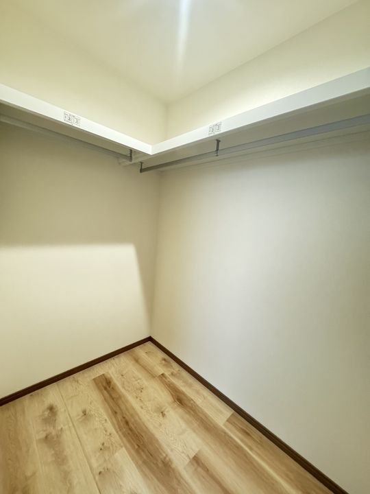 クリスタルビルのその他画像