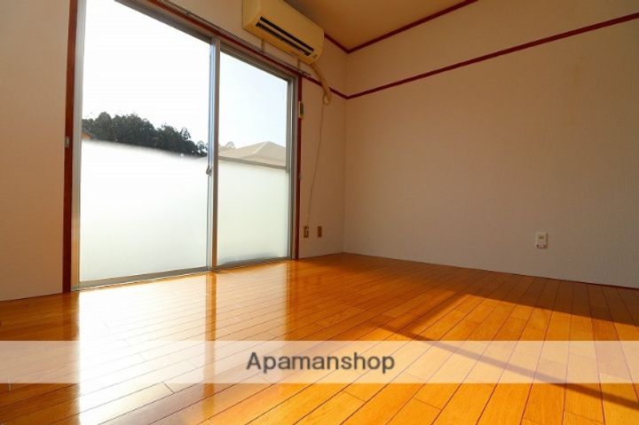 西原台ハイツの内装