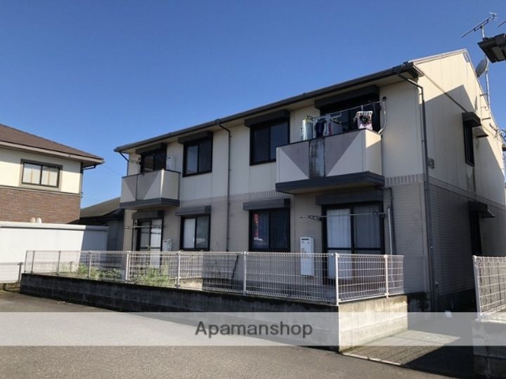 アークガーデンC棟の外観