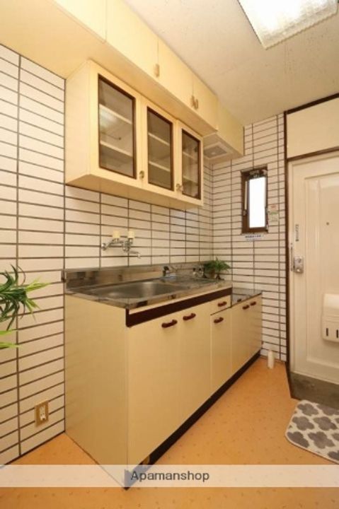 ふれあいマンションのキッチン