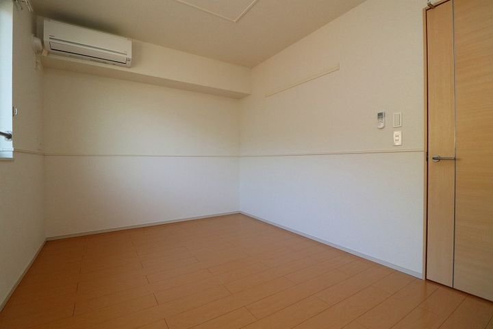 シャローム Bの内装