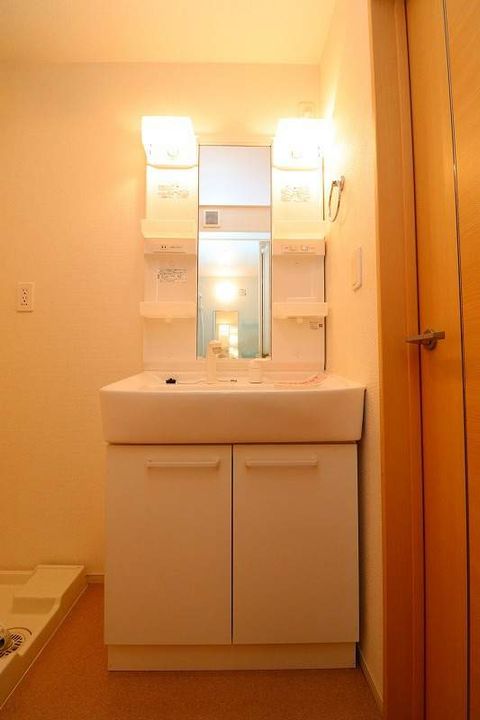 エルミタージュ・トミのその他画像