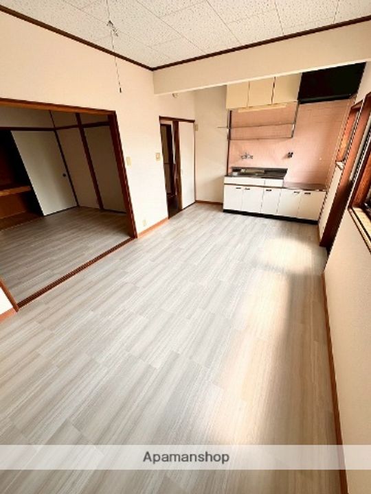 鹿児島県霧島市国分福島1丁目(一戸建)の賃貸物件の居間