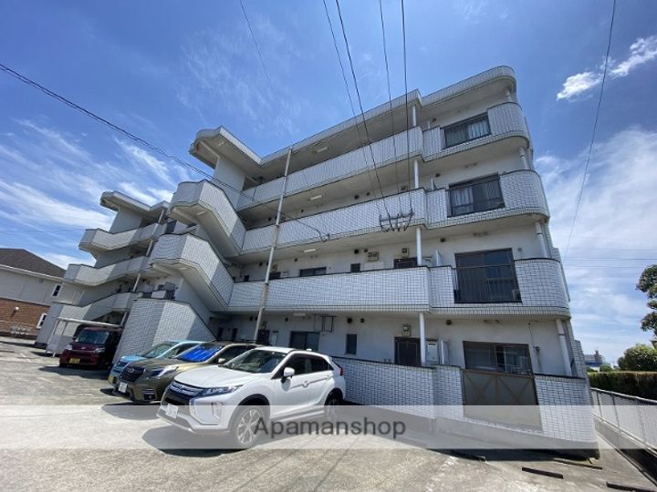 鹿児島県霧島市隼人町見次の賃貸マンションの外観