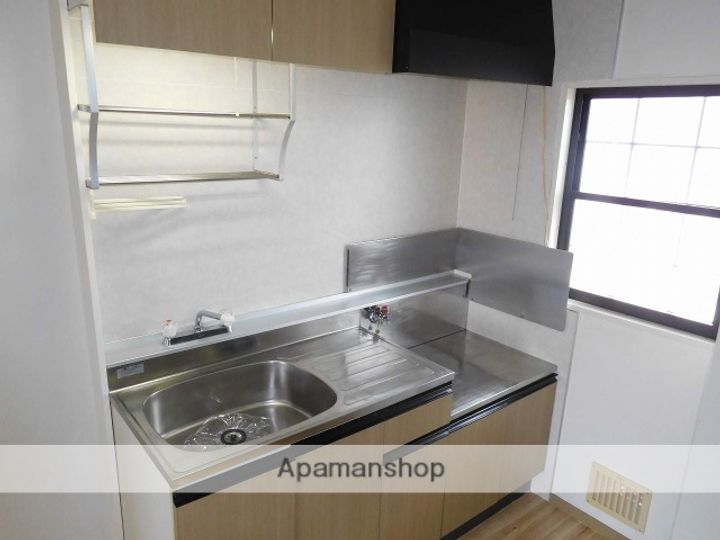 鹿児島県姶良市加治木町木田の賃貸アパートの居間