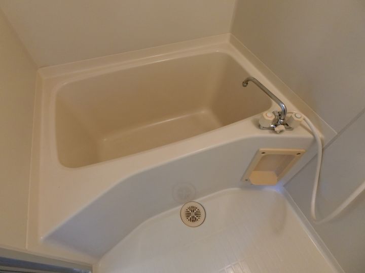 FIIIヴィラの風呂