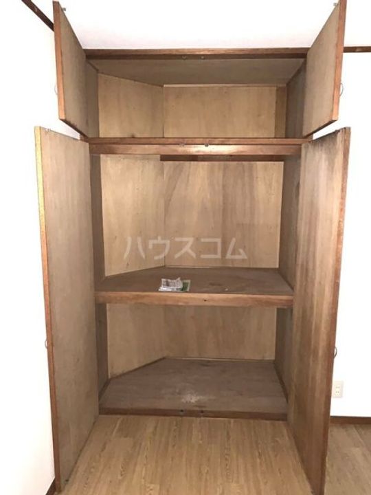 オークスヒヤマの内装