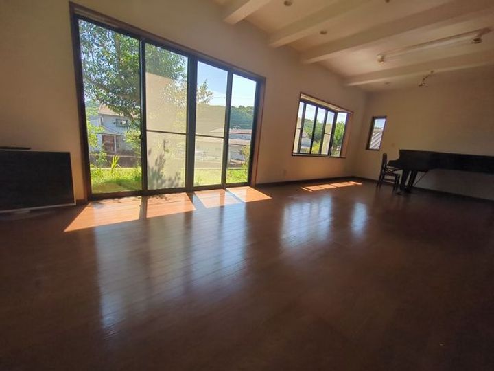 静岡県掛川市子隣(一戸建)の賃貸物件の居間