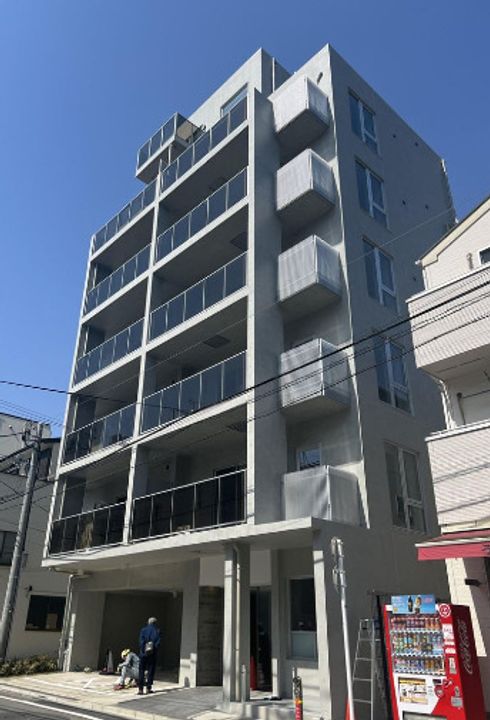 東京都新宿区新小川町(マンション)の賃貸物件の外観