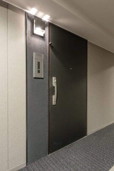 東京都大田区大森北5(マンション)の賃貸物件の玄関