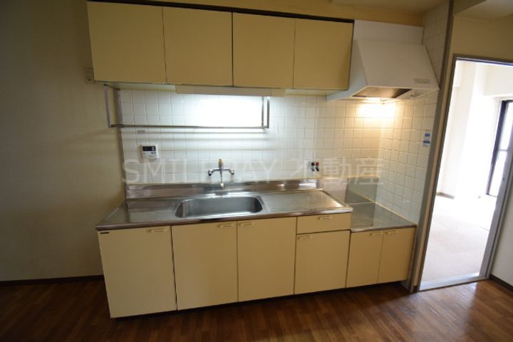 兵庫県神戸市兵庫区浜崎通(マンション)の賃貸物件のキッチン