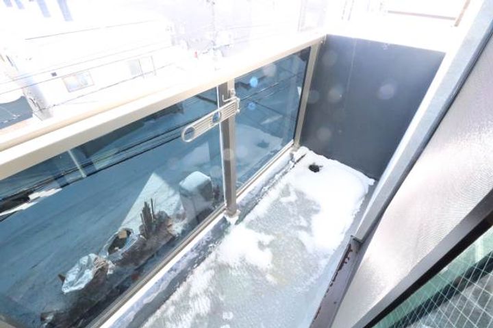 ラグゼ山の手の内装