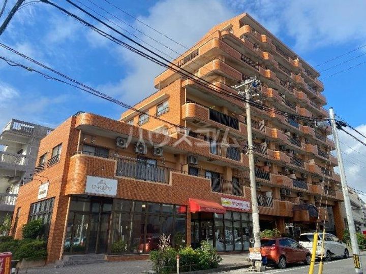 ライオンズプラザ宇栄原の外観