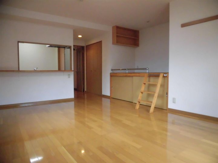 山形県山形市和合町2(マンション)の賃貸物件の居間