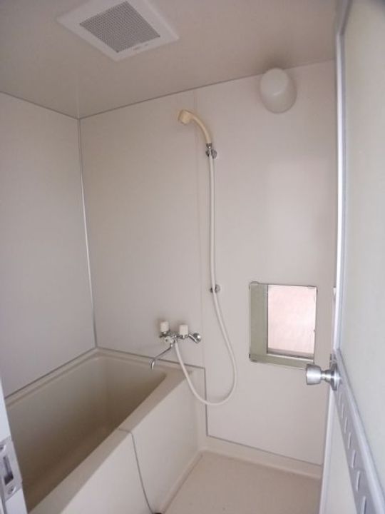 新潟県三条市荒町2(アパート)の賃貸物件の風呂