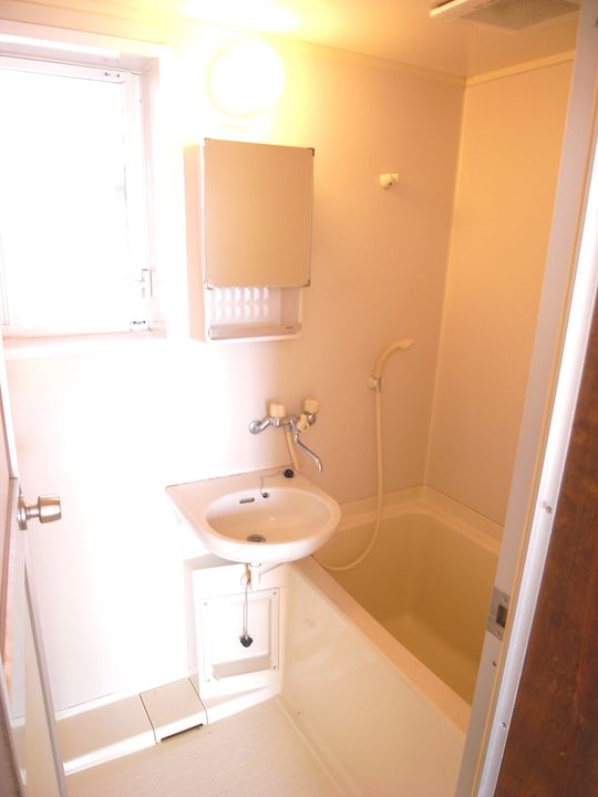 コーポチェリーAの風呂