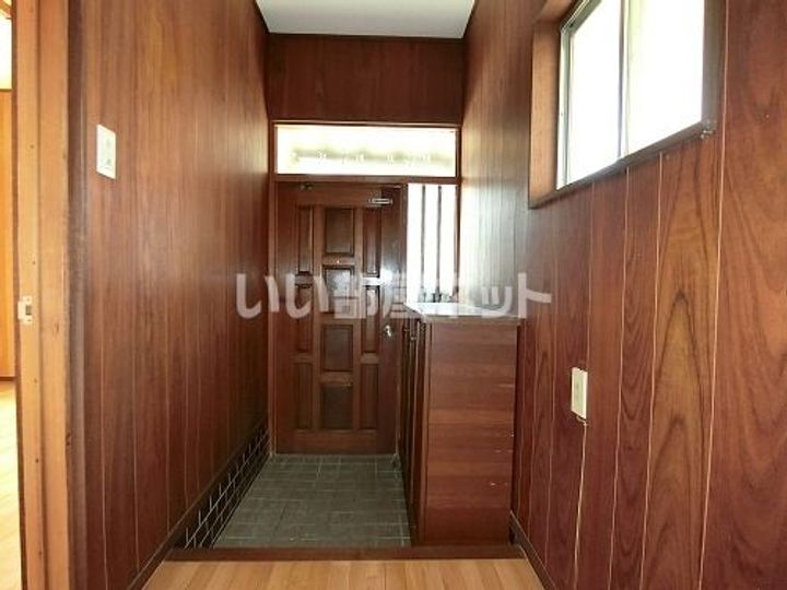 兵庫県加古川市加古川町美乃利(一戸建)の賃貸物件の玄関