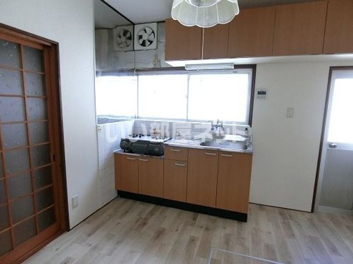 兵庫県加古川市加古川町美乃利(一戸建)の賃貸物件のキッチン