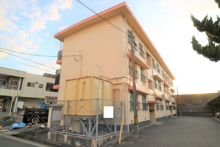 大橋マンションの外観