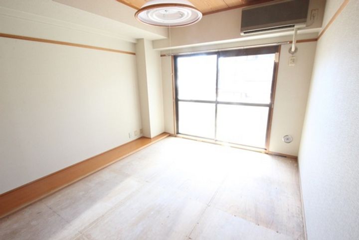 イトービル3の居間