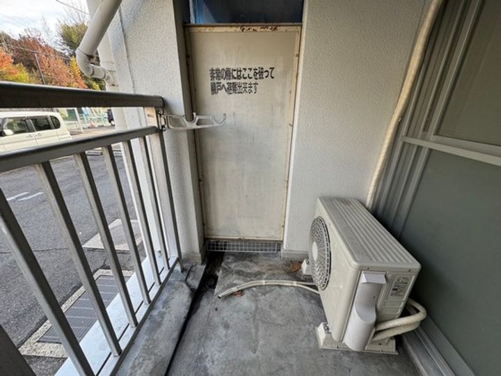 ビレッジハウス下更地2号棟の内装