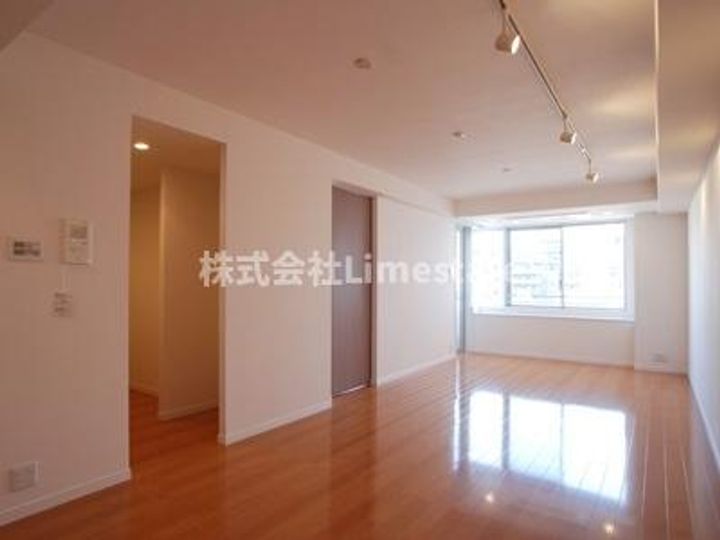 コスモリード南麻布の居間