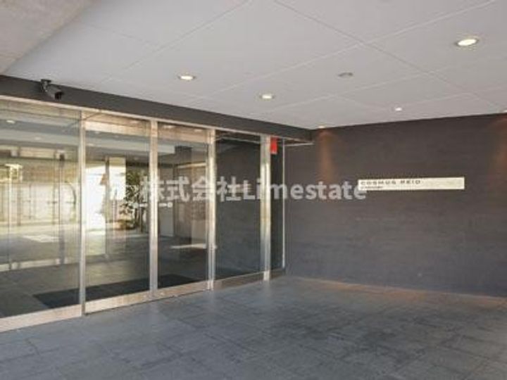 コスモリード南麻布の地図