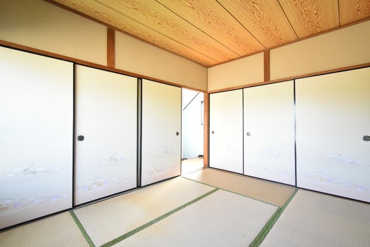 ハマダアパートの居間