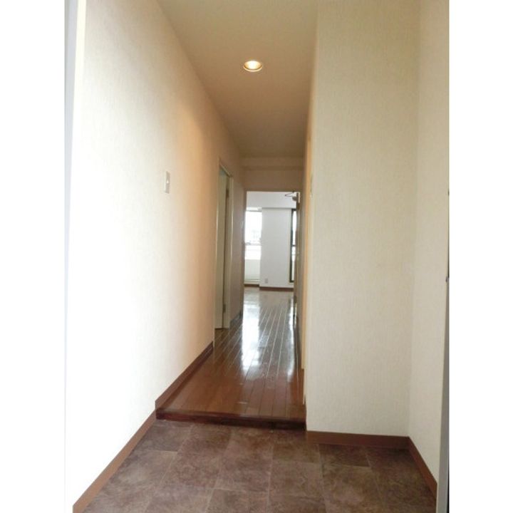 グランドールサンパティオの玄関