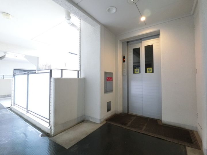 グランドールサンパティオの地図