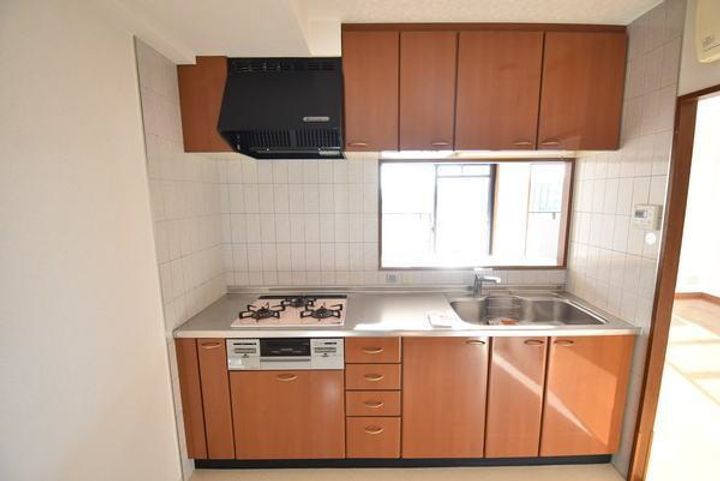 ユニハイム草津フレッシアのキッチン