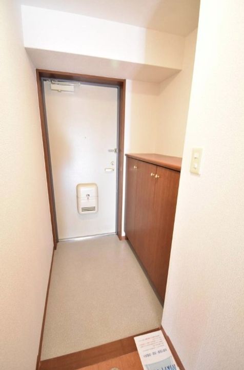 ユニハイム草津フレッシアの玄関