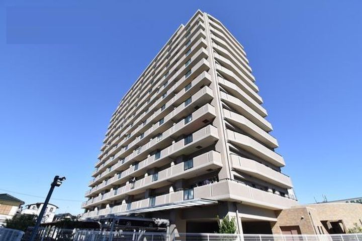 ユニハイム草津フレッシアの外観