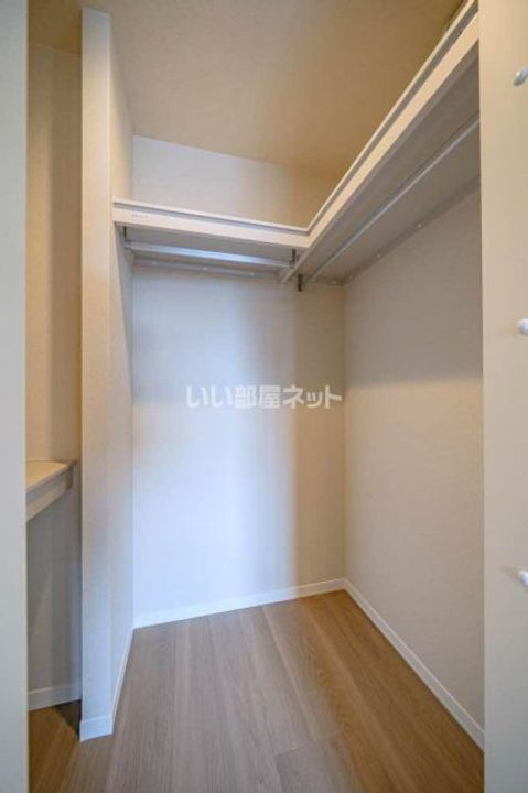 三重県四日市市本郷町(マンション)の賃貸物件の内装