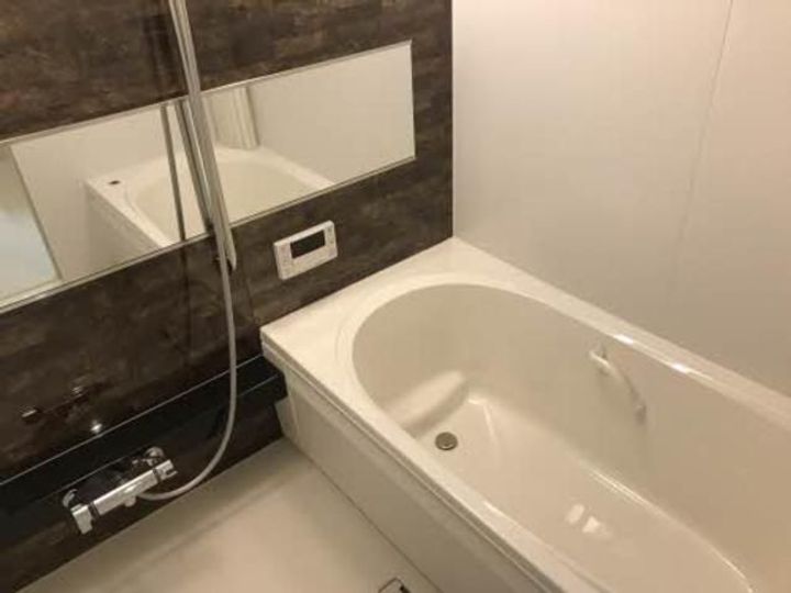 ソレイユ ルヴァン牛田の風呂