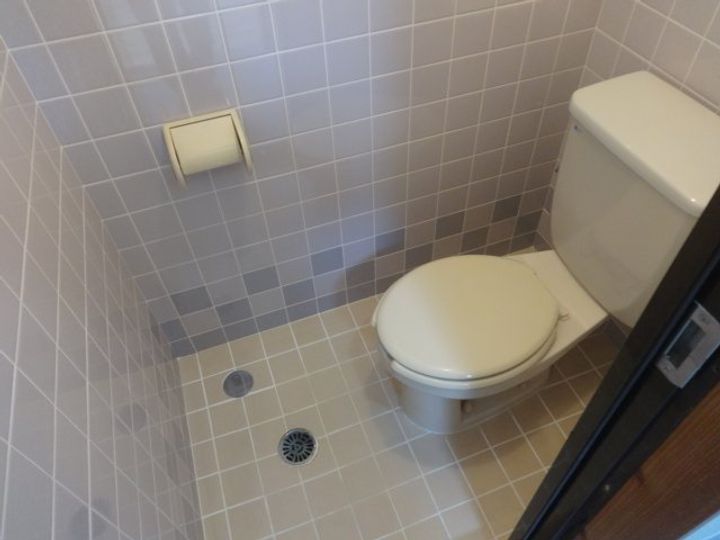 沖縄県那覇市字国場(アパート)の賃貸物件の居間