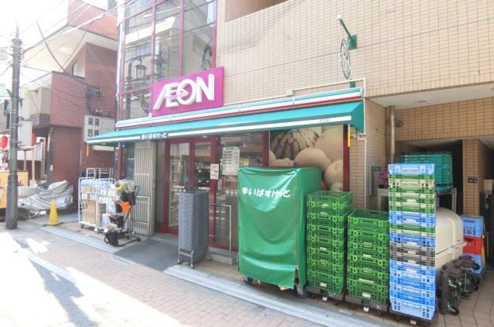 岡伸ビルの周辺