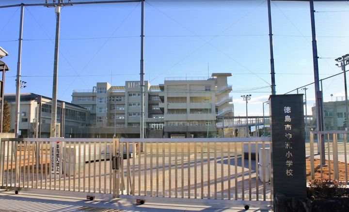 ベイブランシェA棟の周辺