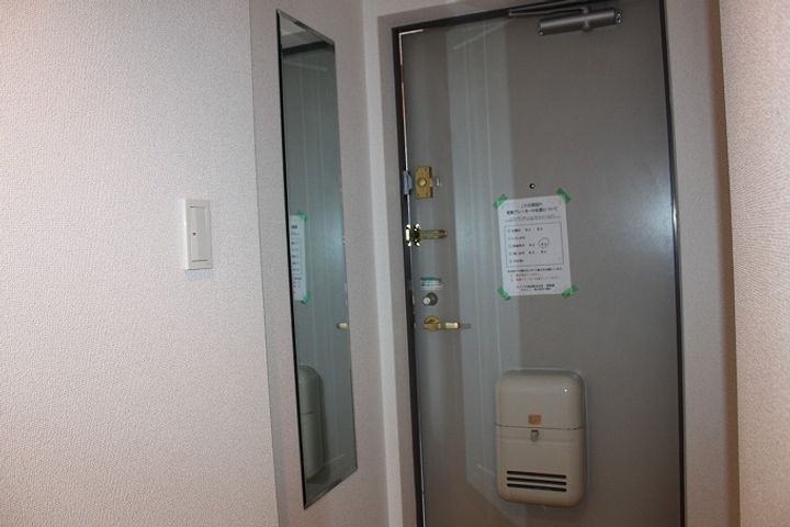 大阪府大阪市平野区瓜破東2(マンション)の賃貸物件の玄関