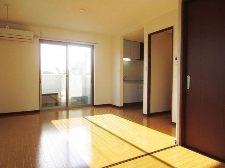 東京都中野区若宮3(マンション)の賃貸物件の居間