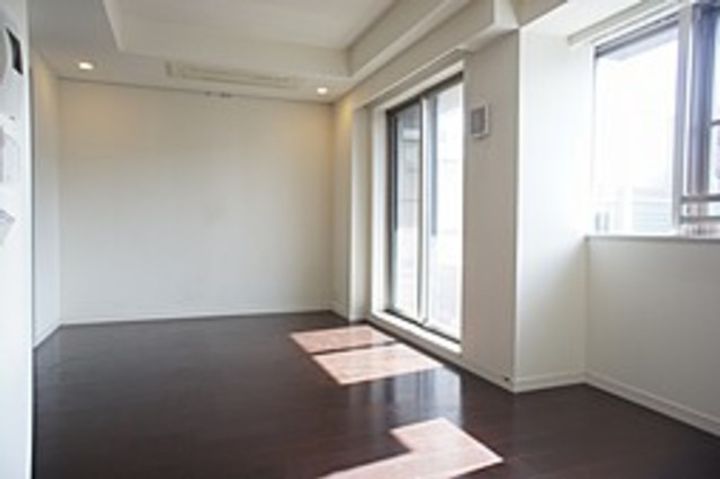 アデニウム高輪の居間