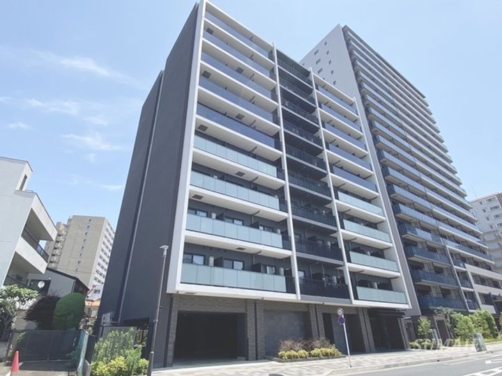 グランカーサさいたま新都心の外観