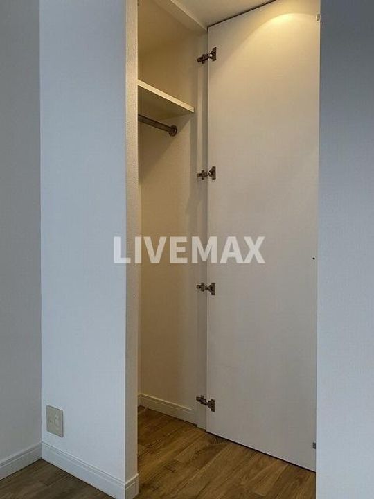 クレジデンス神谷町の内装