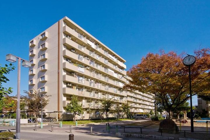 URアーバンラフレ志賀の外観