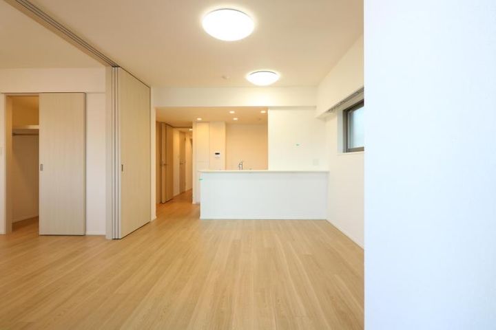 ラグゼナ戸田公園 IIの居間