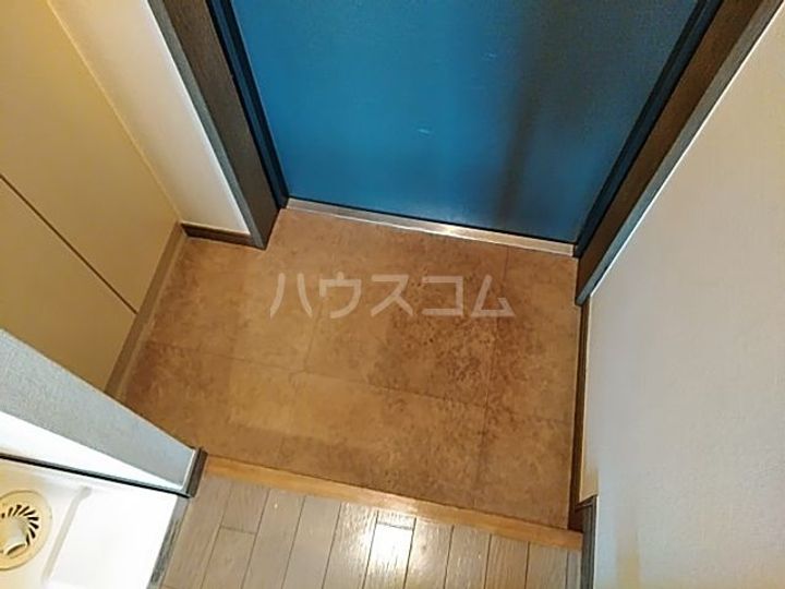 グラントゥルース東中野の玄関