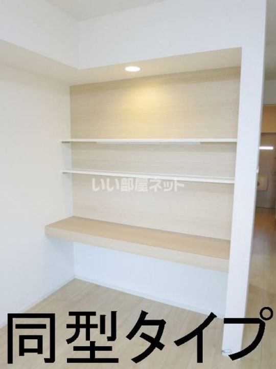 ロイヤルイーストKの内装