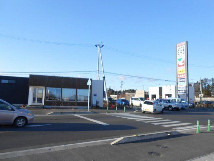 サンポエムAの周辺