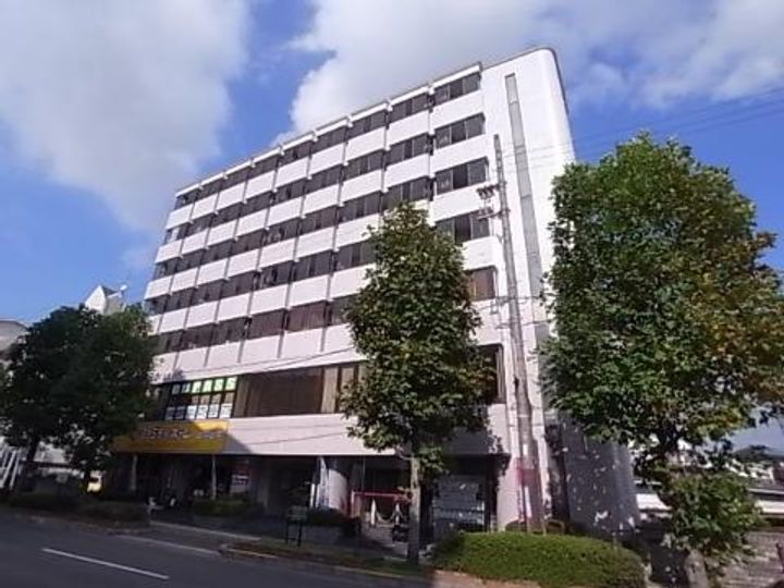 ファミティ弐番館の外観